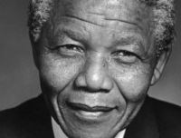 Nelson Mandela, uomo simbolo della lotta all'apartheid