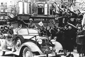 Austria. Nazisti austriaci salutano l'ingresso delle SS a Salisburgo. De Agostini Picture Library