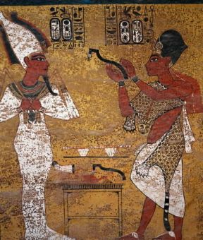 Osiride raffigurato in un affresco della tomba di Tutankhamon nella Valle dei Re.De Agostini Picture Library/G. Dagli Orti