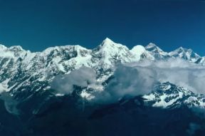 Asia. La cima dell'Everest nella catena montuosa dell'Himalaya, in Nepal.De Agostini Picture Library/M. Bertinetti