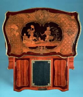 Louis-Auguste-Alfred Beurdeley . Tavolo-scrivania in stile Luigi XV.Parigi, Collezione privata