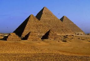 Funerario. Veduta delle piramidi di El-GÃ®za, in Egitto.De Agostini Picture Library/A. Vergani