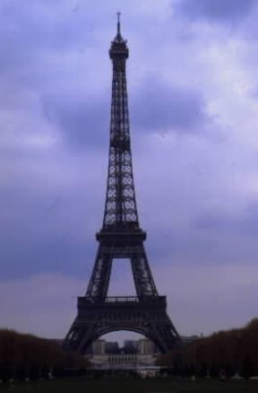 Torre Eiffel . Veduta della famosa torre eretta in occasione dell'Esposizione parigina del 1889.De Agostini Picture Library/A. Vergani