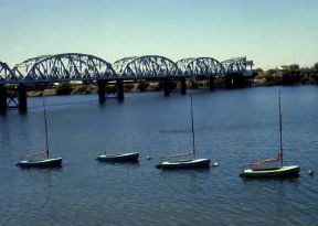 Nilo. Ponte sul Nilo Bianco a Khartoum.De Agostini Picture Library / C. Bertinetti