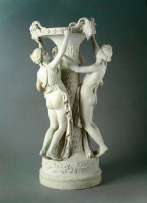 Biscuit . Le tre Grazie, gruppo di A. Grassi realizzato nel 1785 dalla manifattura di Vienna (Firenze, Palazzo Pitti).De Agostini Picture Library/ G. Nimatallah