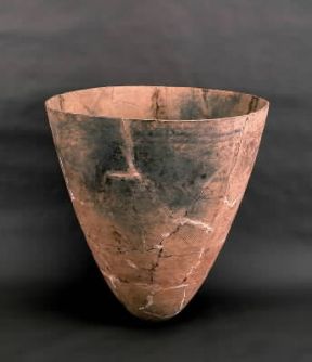 Corea. Ciotola in ceramica del Neolitico (Seoul, Museo Nazionale di Corea).Seoul, Museo Nazionale di Corea