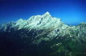 Monte Civetta. Veduta del gruppo montuoso.De Agostini Picture Library/S. Vannini