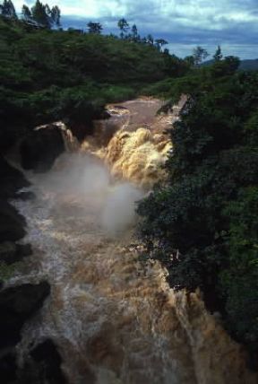 Ruanda. Le cascate di Rusumo.De Agostini Picture Library / S. Vannini
