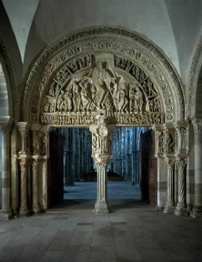 Francia. Il nartece e il portale centrale della basilica di S. Maria Maddalena a VÃ©zelay.De Agostini Picture Library/G. Dagli Orti