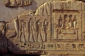 Egitto . Rilievi del tempio funerario di Seti I ad Abido.De Agostini Picture Library/G. Veggi