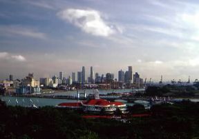 Singapore . Veduta panoramica della cittÃ  di Singapore.De Agostini Picture Library/S. Boustani