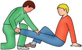 Intervento in caso di crampo alla coscia. Crampo acuto. In caso di crampo alla coscia fate sedere a terra la persona, mentre con una mano sollevate la gamba.