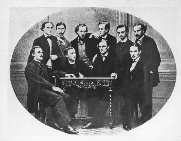 Il circolo filologico di Lipsia Nel 1869 il filosofo ottiene la cattedra di lingua e letteratura greca dell'Università di Basilea tenendovi la 