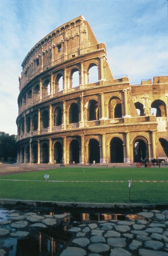 Colosseo, esterno Lazio - Roma, il Colosseo o Anfiteatro Flavio, 70-80 d.C. (Patrimonio dell'Umanità UNESCO, 1980) 