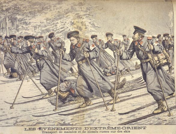 Lo sci non è solo uno sport Un reparto del servizio sanitario russo trasporta i feriti con barelle montate su sci durante la guerra russo-giapponese (1904-05).