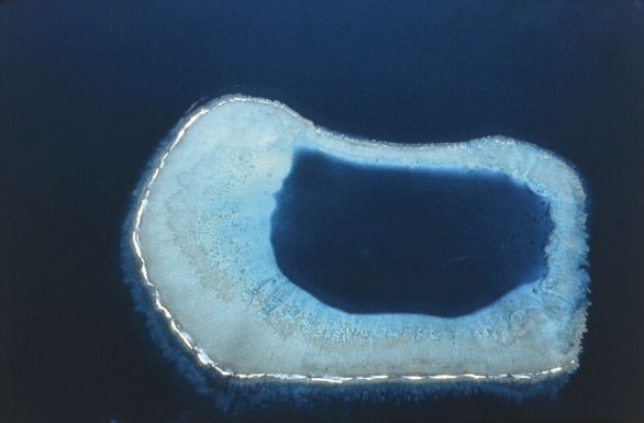 Isola, Arcipelago delle Figi Veduta aerea di un'isola nell'arcipelago delle Figi.
© De Agostini Picture Library.