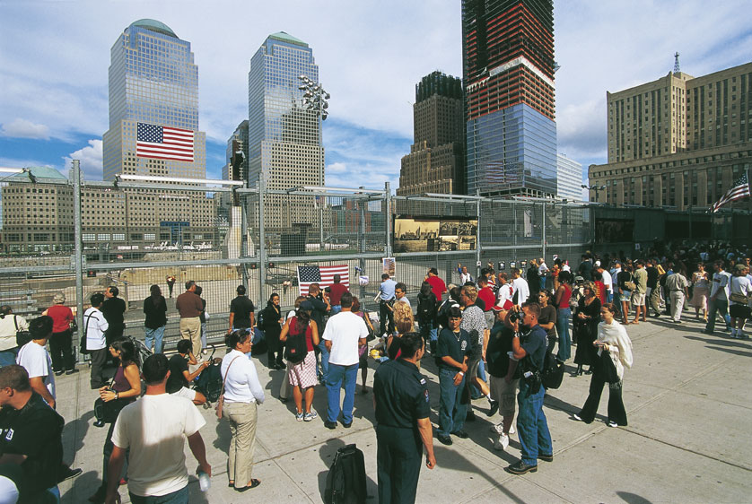 La commemorazione A Ground Zero ogni anno dal 2001 si svolge una commemorazione per non dimenticare le vittime degli attentanti, mentre l'area del disastro viene lentamente ricostruita.