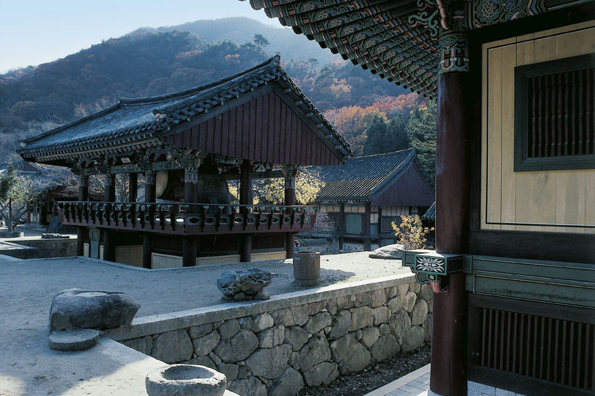 Il Tempio di Songgwangsa, Corea del Sud Il Tempio di Songgwangsa, un centro di meditazione zen nei dintorni di Gwangju, Corea del Sud.
© De Agostini Picture Library.