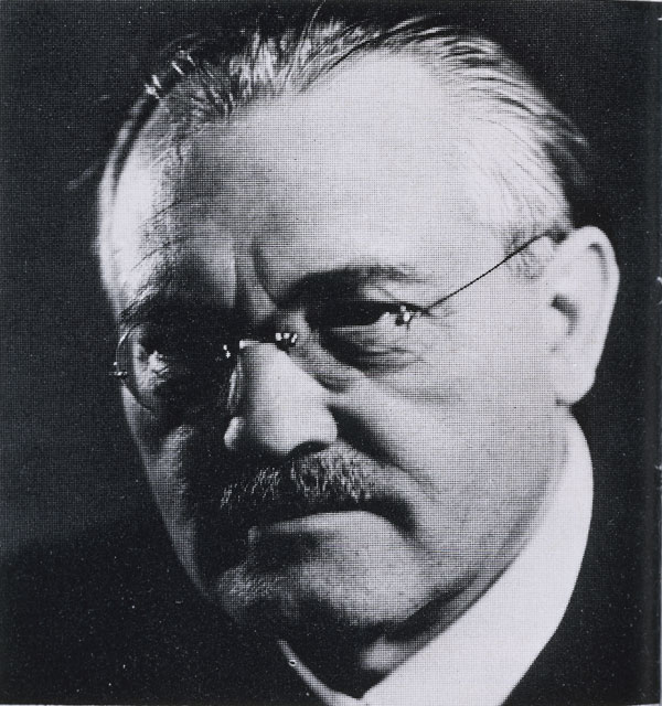 Karl Bosch, premio Nobel per la chimica nel 1931 Karl Bosch (1874-1940). Direttore della Badische Anilin und Soda Fabrik dal 1919 e presidente della I. G. Farben Industrie dal 1925, ottenne il premio Nobel per la chimica, insieme a F. Bergius, nel 1931. Per primo (1913), realizzò su scala industriale la sintesi dell'ammoniaca da azoto e idrogeno, già ottenuta in laboratorio nel 1908 da F. Haber (processo Haber-Bosch). 