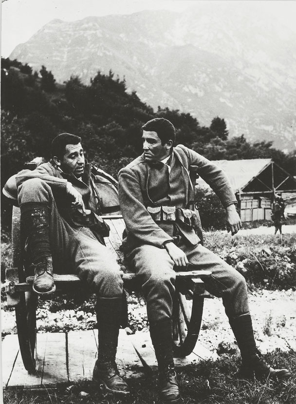 Vittorio Gassman e Alberto Sordi in una scena de 