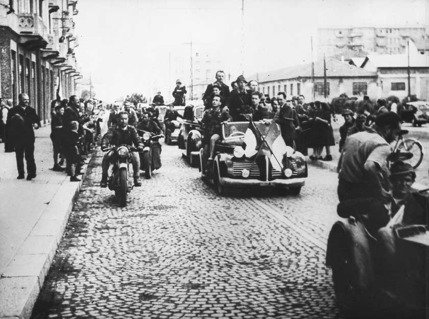 brigate garibaldine, Milano 25 aprile 1945 Ingresso delle 