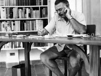 Ernest Hemingway: vita di uno scrittore tormentato, diviso tra realtà e letteratura