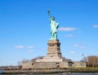 Quanto è alta la Statua della Libertà?