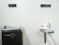 Segregazione razziale, il significato: dagli USA all'Apartheid