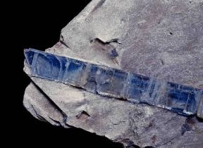 Cianite. Il minerale allo stato nativo.De Agostini Picture Library/C. Bevilacqua