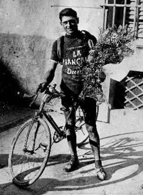 Ciclismo. Alfredo Binda vincitore di numerosi giri ciclistici.De Agostini Picture Library