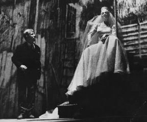 Friedrich DÃ¼rrenmat . Una scena da La visita della vecchia signora nell'allestimento (1956) del Piccolo Teatro di Milano.Archvio De Agostini Picture Library
