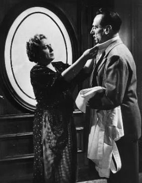Titina De Filippo con Eduardo nella versione cinematografica (1951) di Filumena Marturano.De Agostini Picture Library