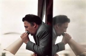 Federico Fellini sul set cinematografico.De Agostini Picture Library/U. Casiraghi