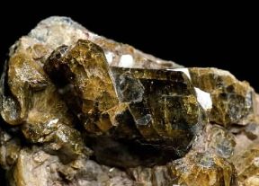 Epidoto. Un campione del minerale.De Agostini Picture Library/C. Bevilacqua