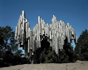 Finlandia. Il monumento di J. Sibelius a Helsinki, opera dello scultore E. Hiltunen.De Agostini Picture Library/2P