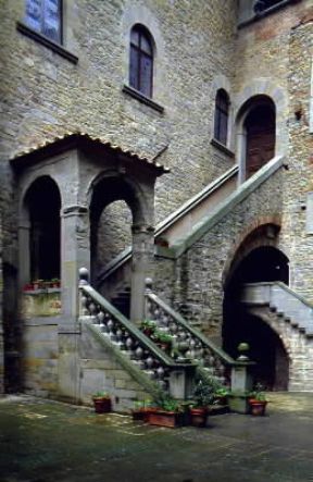 Toscana. Il cortile del palazzo Pretorio a Cortona.De Agostini Picture Library/A. De Gregorio
