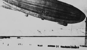 Dirigibile . Il dirigibile Italia atterrato sul Polo Nord nel 1928.De Agostini Picture Library