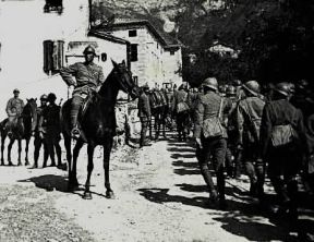 I guerra mondiale. Reparto di fanteria italiano a Borso del Grappa.De Agostini Picture Library