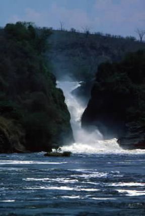 Uganda. Le cascate Kabalega, principale attrattiva turistica dell'omonimo parco.De Agostini Picture Library/M. Bertinetti