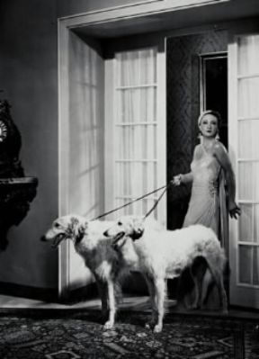 Elsa Merlini in un fotogramma del film Amicizia (1938) di O. Biancolini.De Agostini Picture Library