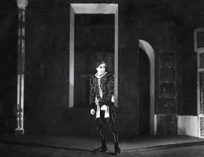 Antonin Artaud. Una scena della tragedia Les Cenci nell'allestimento del 1935 al ThÃ©atre des Folies-Wagram di Parigi curato dallo stesso Artaud.De Agostini Picture Library