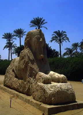 Menfi (Egitto). Sfinge in alabastro.De Agostini Picture Library/A. Curzi