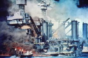 Pearl Harbor. Il bombardamento della corazzata Arizona.De Agostini Picture Library