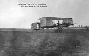 Biplano Voisin 1909. De Agostini Picture Library