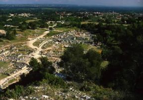 Gallia. Veduta delle rovine romane a Glanum, in Provenza.De Agostini Picture Library/C. Pratt