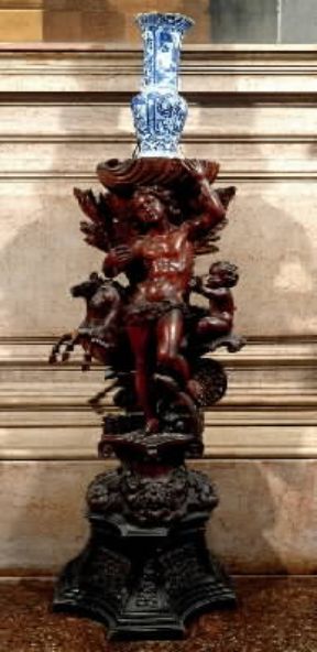 Andrea Brustolon. Portavaso in legno di bosso (sec. XVII; Venezia, Museo di Ca' Rezzonico).De Agostini Picture Library/A. Dagli Orti