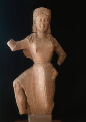 Archermos. Nike di Delo del sec. VI a.C. (Atene, Museo Archeologico Nazionale).De Agostini Picture Library/G. Dagli Orti