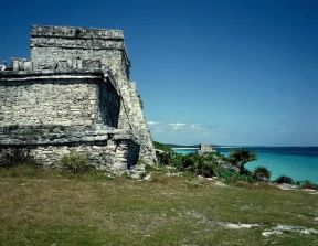 Yucatan. Il castello sul Mar delle Antille a Tulum.De Agostini Picture Library/G. Dagli Orti