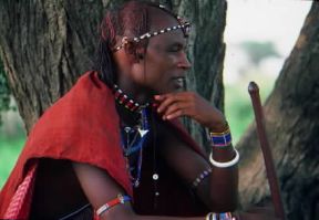 Masai. Un uomo appartenente alla popolazione africana stanziata tra la Tanzania e il Kenya.De Agostini Picture Library/C. Sappa