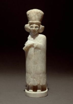 Sumeri. Statuetta femminile in alabastro, proveniente dal tempio di Ishtar a Mari (Aleppo, Museo).De Agostini Picture Library/A. Dagli Orti